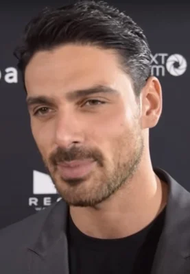 Michele Morrone, ator italiano astro de 365 Dias, em 2019